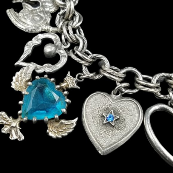 Vintage ART, Arthur Pepper Heart, Snake, Bakelite Charm Bracelet - Picture 3 of 8